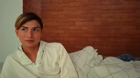 Vi online show from July 28, 12:22 pm
