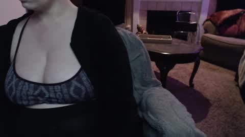 SKYLE   online show from May 27, 2:57 am