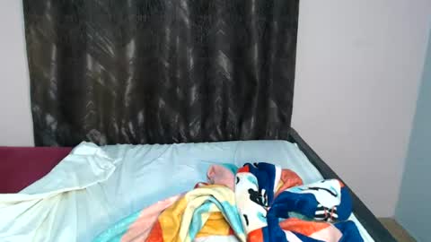 skyebony2 online show from August 11, 3:08 am
