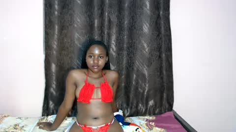 skyebony2 online show from August 12, 8:33 pm