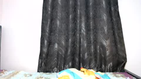 skyebony2 online show from August 14, 1:53 am