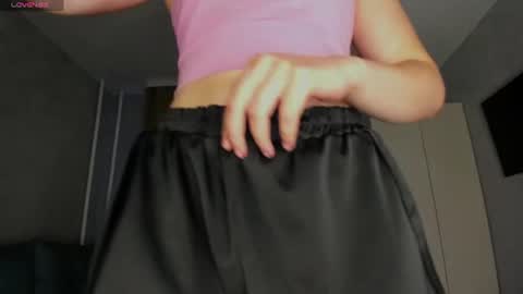 skyedavis online show from July 30, 3:08 pm