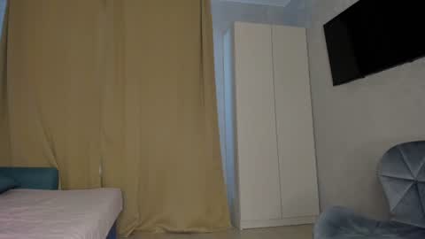 skyedavis online show from August 3, 2:46 pm