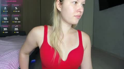 skyedavis online show from August 16, 1:26 pm