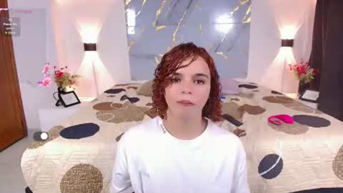 Angel online show from August 5, 7:45 pm