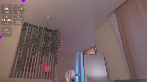 SofiaHelp me overcome shynes with 100 thumbs upTelegramBunnyPure online show from August 14, 3:54 am