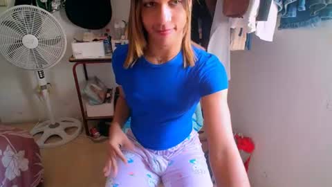 skyla online show from August 11, 7:05 pm