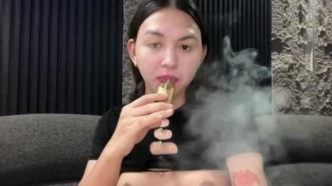 skylarvox_ online show from August 6, 6:34 am
