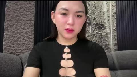 skylarvox_ online show from August 7, 6:13 am