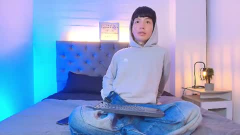 skylen_snow online show from June 29, 7:38 pm