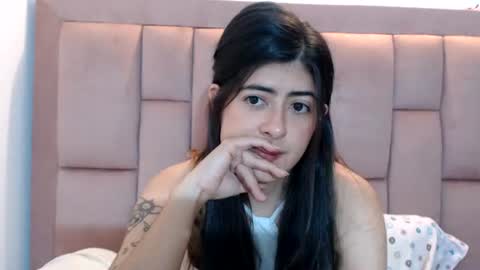 Skyler online show from August 5, 1:58 am