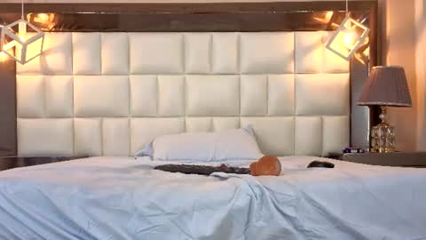 Skyler online show from August 8, 11:49 pm