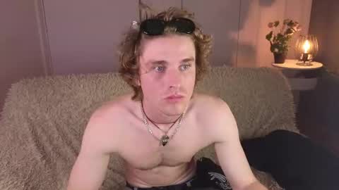 skyveyr online show from August 1, 3:29 pm
