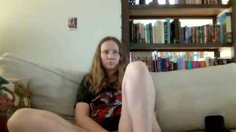 skywinters online show from August 5, 5:11 pm