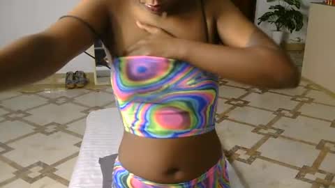 Bella online show from August 15, 11:52 pm