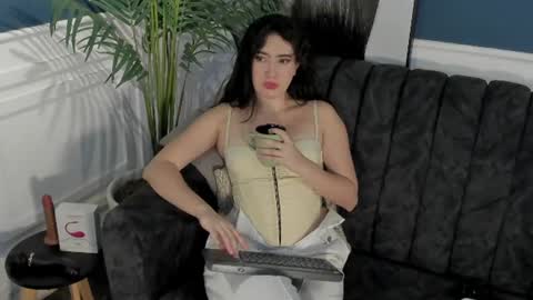 abby online show from August 15, 1:26 pm