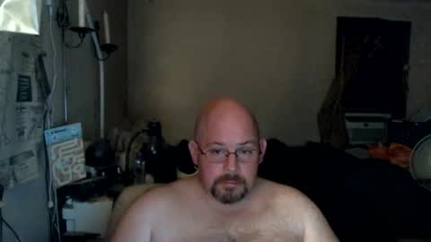 slavejim online show from April 18, 3:44 am