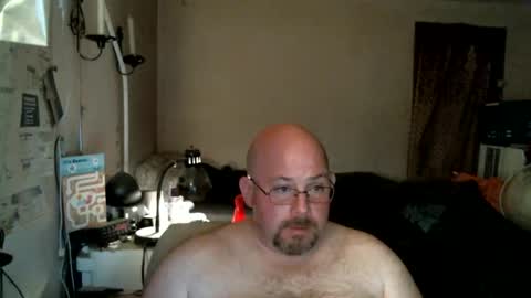 slavejim online show from May 3, 4:06 am