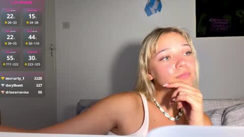 Olivia online show from August 9, 11:06 pm