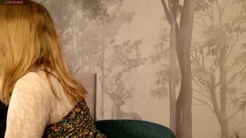 lErok online show from August 9, 3:24 pm