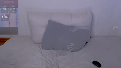 sleepy_ash_ online show from July 6, 6:55 pm