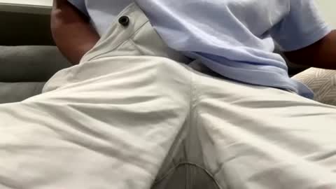 slick2285 online show from June 18, 8:14 am