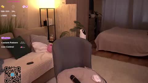 Elise  165cm 50kg online show from July 12, 4:35 pm