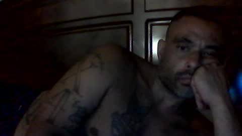 slickstre online show from August 5, 8:56 am