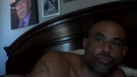 slickstre online show from August 9, 8:43 pm