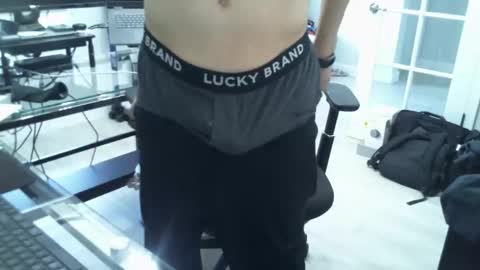 slicny online show from March 31, 7:44 pm