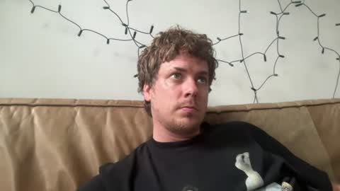 slightlydifferent online show from July 6, 7:17 pm