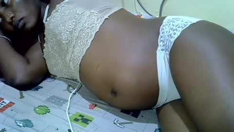 slim_kiteey online show from August 12, 7:05 pm