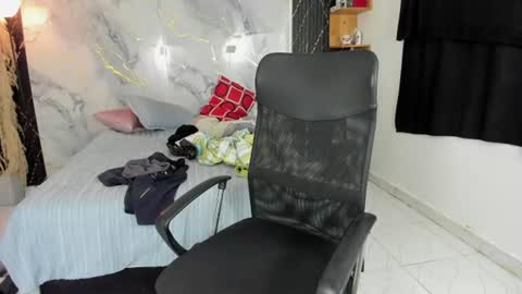 slim_master12 online show from August 6, 2:54 am