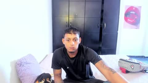 slim_master12 online show from August 14, 9:51 pm