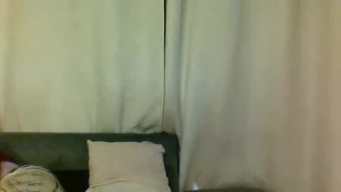 slimandthick1 online show from August 1, 1:17 pm