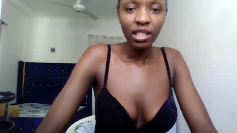 slimandthick1 online show from August 9, 11:44 am