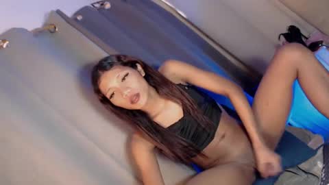 angela online show from August 12, 12:24 am
