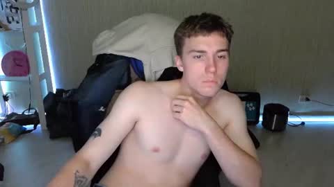 slippery_baby online show from July 8, 10:03 pm