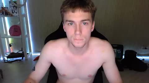 slippery_baby online show from July 20, 10:46 pm