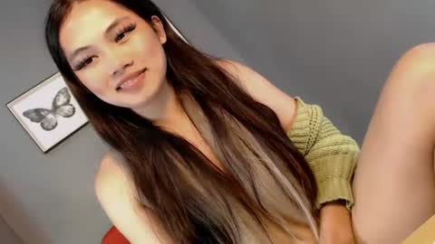 slut4attention online show from August 5, 9:29 am