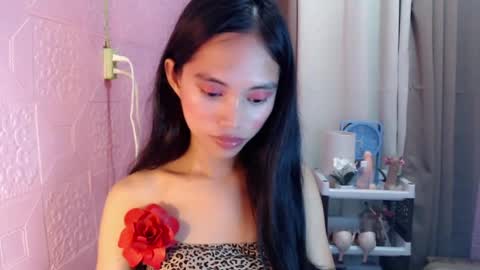 DONT FORGET TO FOLLOW AND THUMPS UP ME   Im Jess online show from August 5, 9:40 am