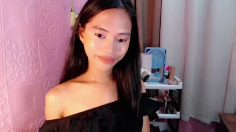 DONT FORGET TO FOLLOW AND THUMPS UP ME   Im Jess online show from August 11, 2:24 am