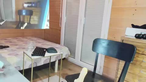 SmokeSex online show from July 15, 1:45 pm