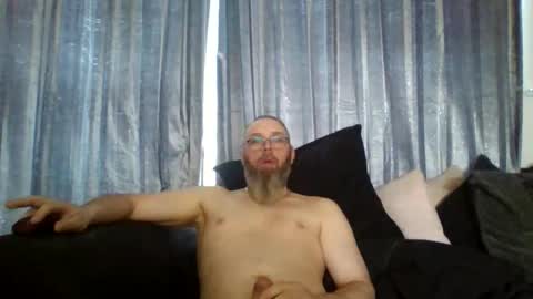 slutfucker20 online show from April 6, 9:46 am