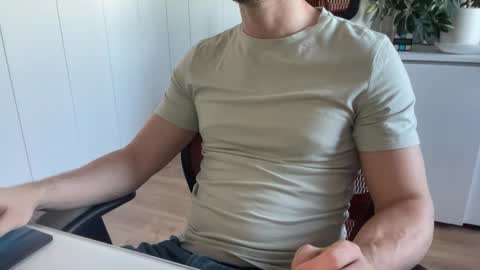 Slutguy81 online show from March 10, 5:31 pm