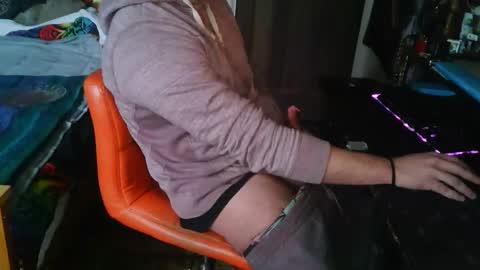 Slutsfriend online show from June 3, 7:34 am