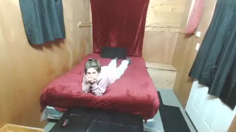 Slutty Kelly online show from April 12, 3:29 am