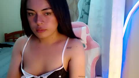 slutty_sofiee online show from August 5, 10:46 am