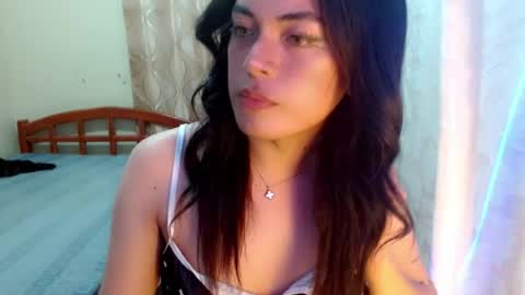 slutty_sofiee online show from August 6, 4:11 am
