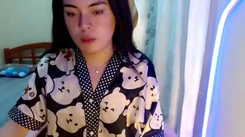 slutty_sofiee online show from August 13, 7:33 am